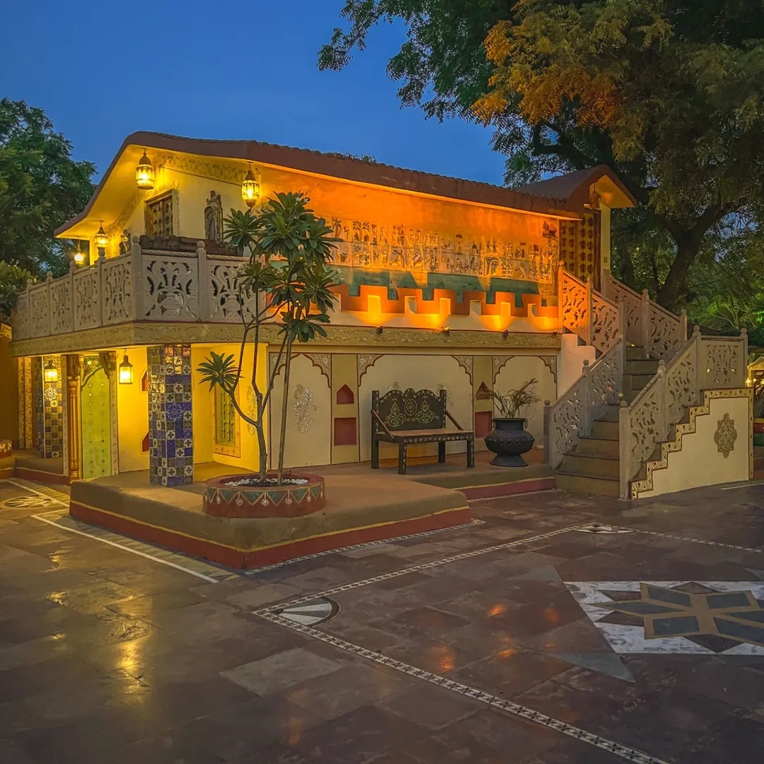 https://chokhidhani.com/ethnic-resort-jaipur/