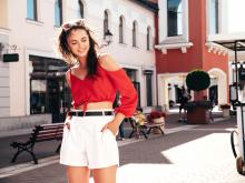 Discover the best celebrity outfits that defined fashion trends. Explore iconic styles and get inspired by A-list looks that shaped fashion history.