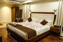 Hotel RN Grand - Premium AC rooms near Vijayawada Bus Stand. Book now for a comfortable stay with top amenities. Ideal rooms for stay near Vijayawada Bus Stand.