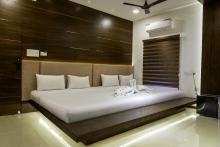 best hill view resort in coimbatore, best resorts in coimbatore, coimbatore luxury resorts, resort in coimbatore with swimming pool, premium stay in walayar,coimbatore resorts with open air theatre, nature stay in coimbatore, best resorts for wedding in coimbatore, resorts with outdoor games in coimbatore, resorts in walayar with price,best resorts in coimbatore for family, resorts in coimbatore for one day outing, resorts with event venue in coimbatore, best resorts in coimbatore with activities, mountain 