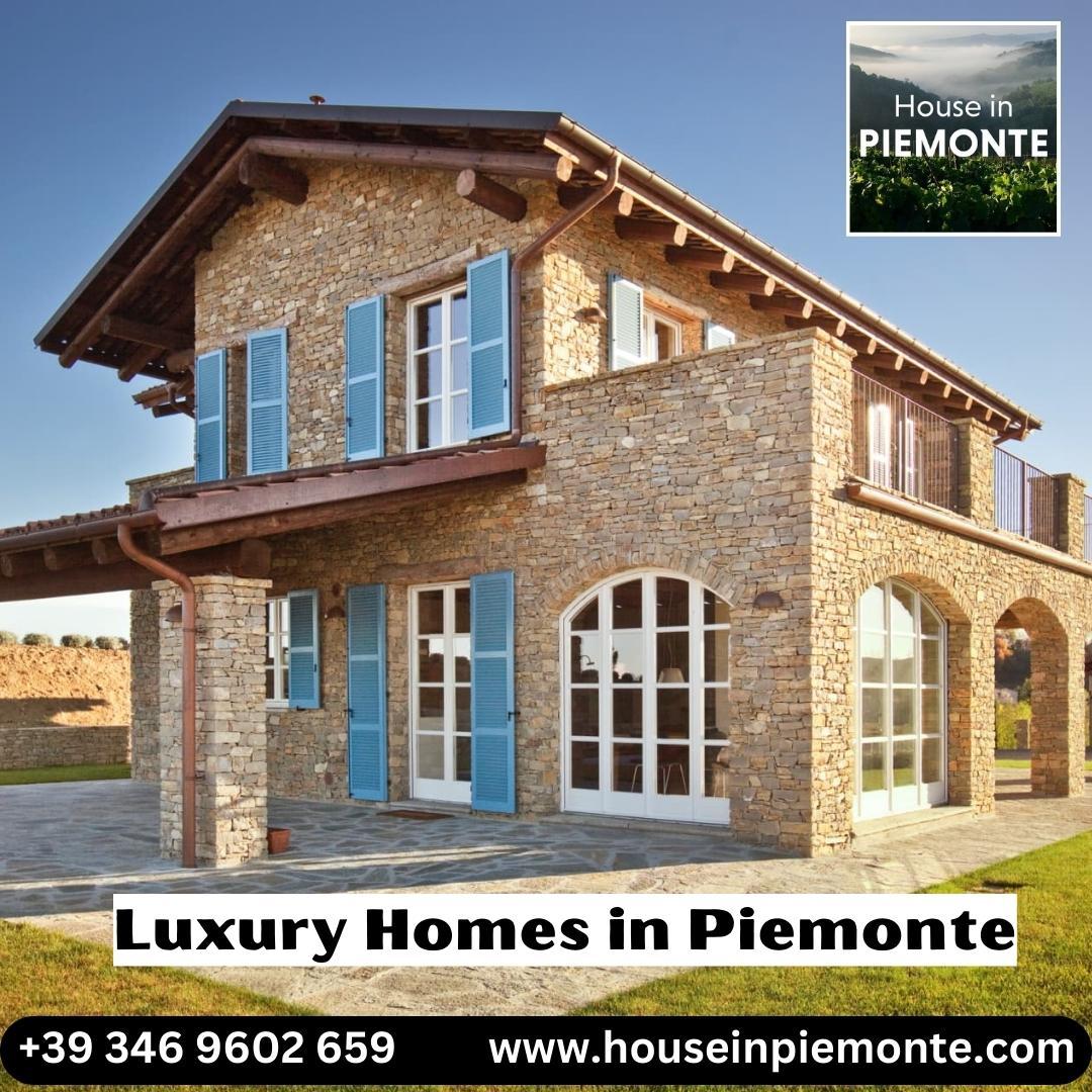 Land with views for Sale in Piemonte 