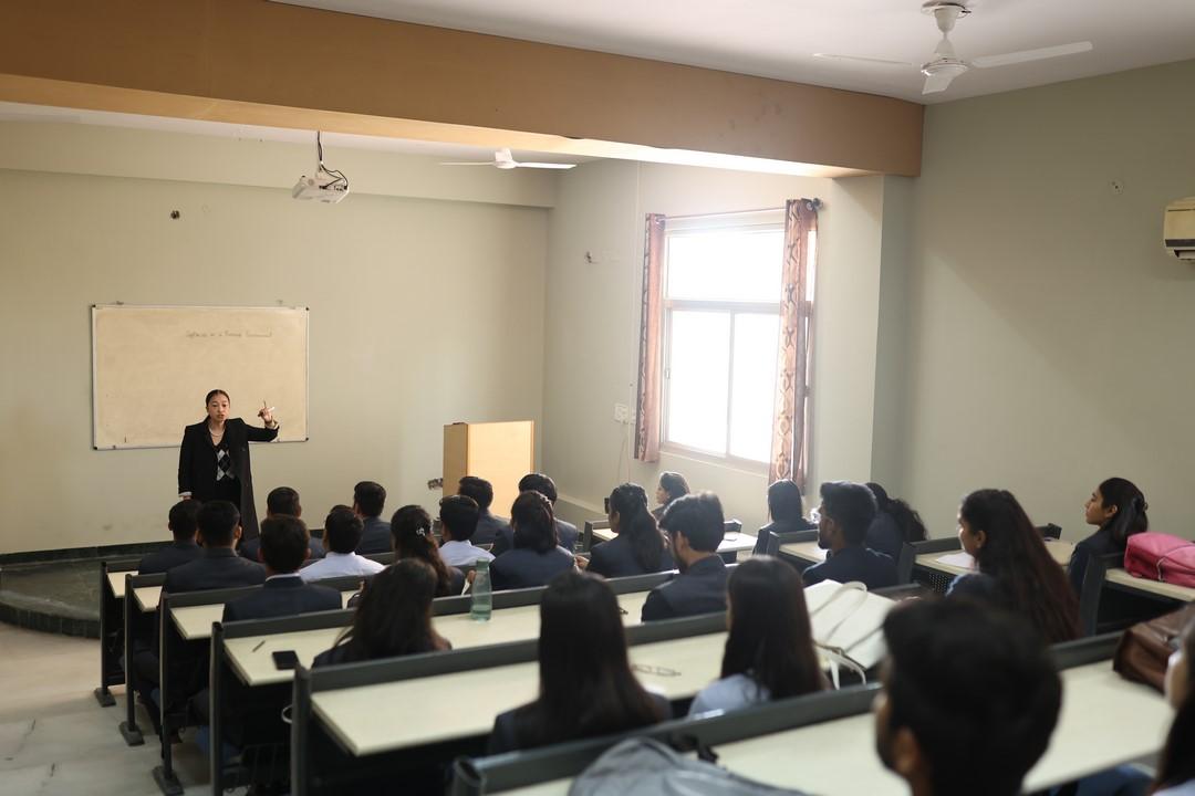 Understand Business Analytics and Discovering Exciting Careers