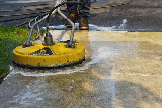 Pressure Washing Services in Philadelphia