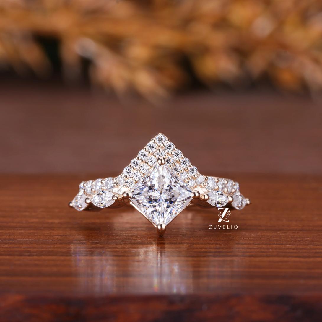 Kite Moissanite Ring