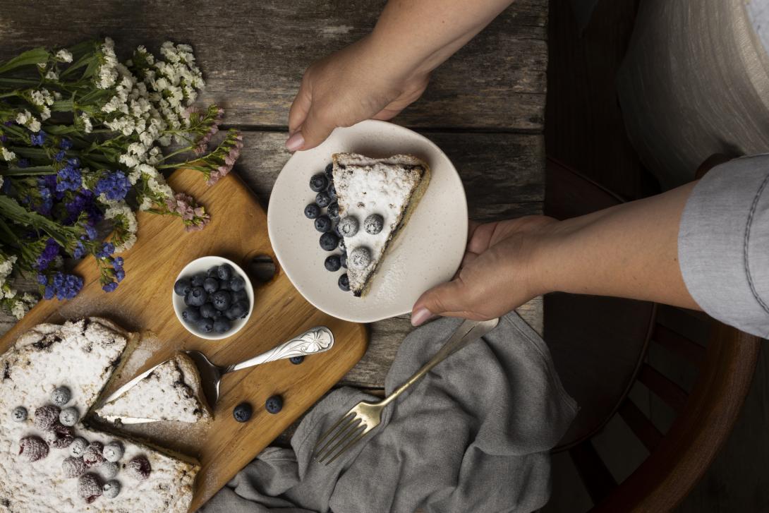 Celebrating Small Wins with Cake: Everyday Sweet Rituals