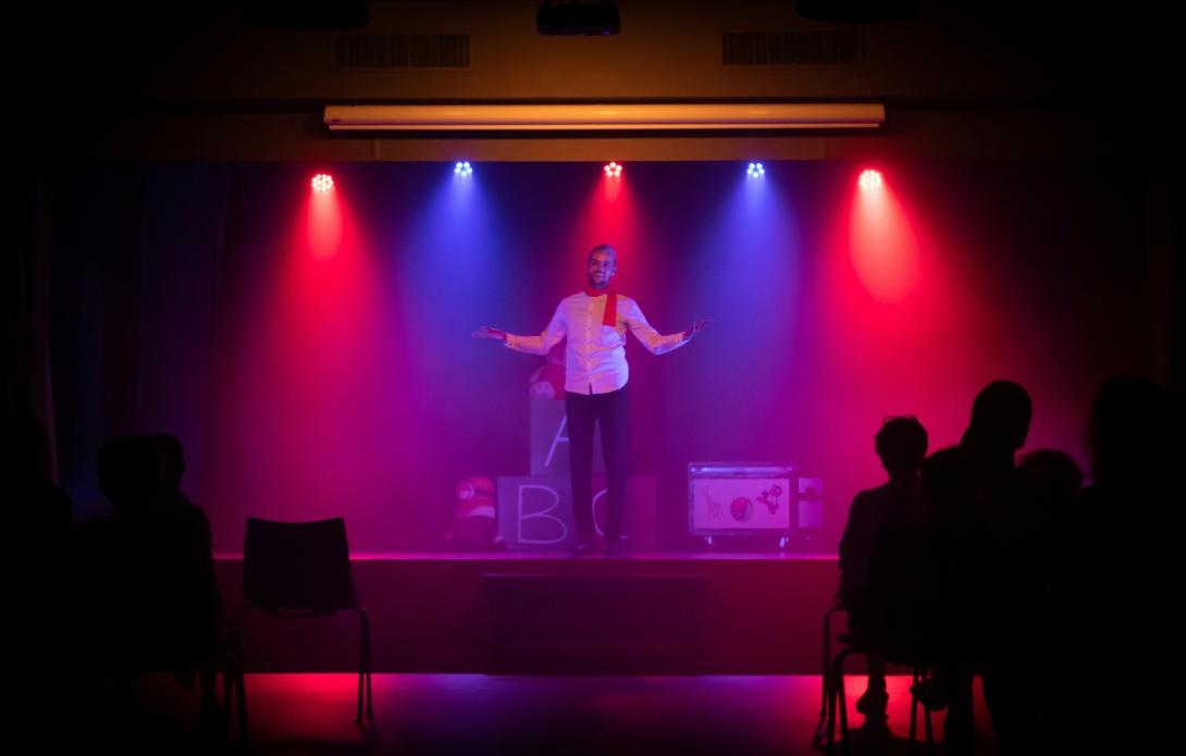 stand up comedian performance