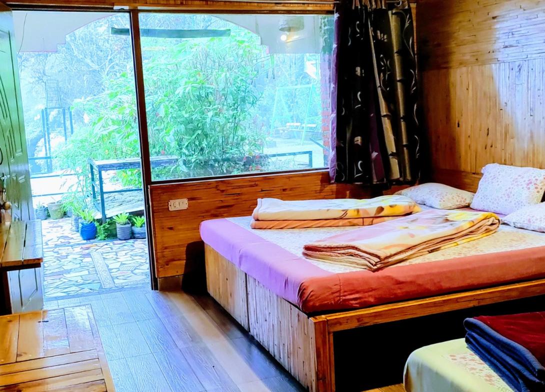 Resorts in Vattakanal, vattakanal valley view resorts, mountain valley view rooms kodaikanal,best resorts in Kodaikanal, luxury resorts in Kodaikanal, kodaikanal resorts for couple family, unmarried couple friendly hotels in kodaikanal,luxury villas stay in kodaikanal, private Cottage in kodaikanal, best hotels in Kodaikanal