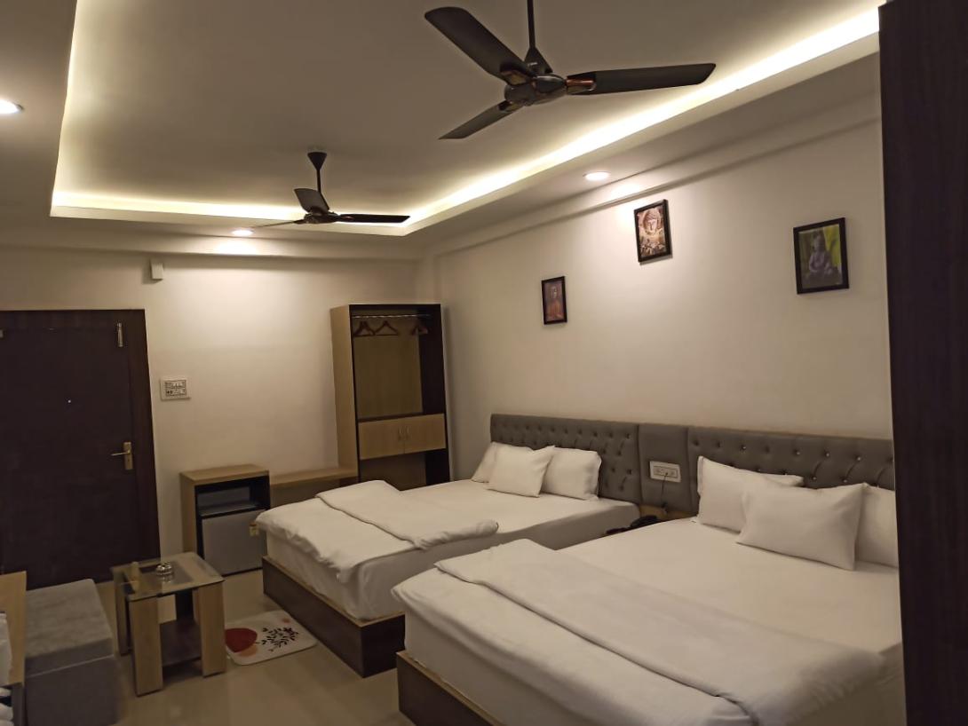 Affordable Rooms in Tarapith