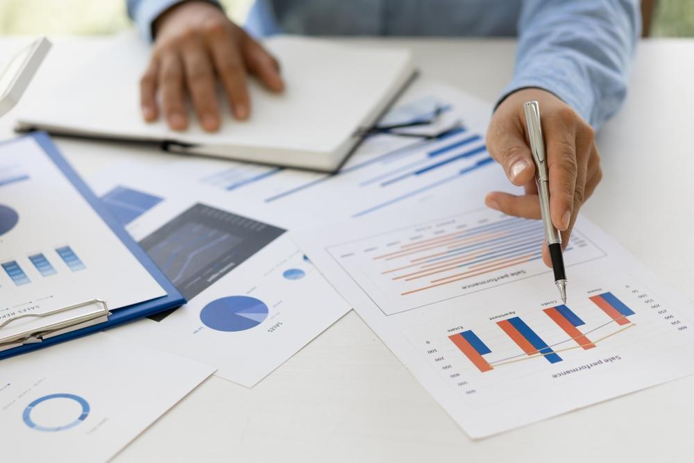 Canadian stocks to buy today